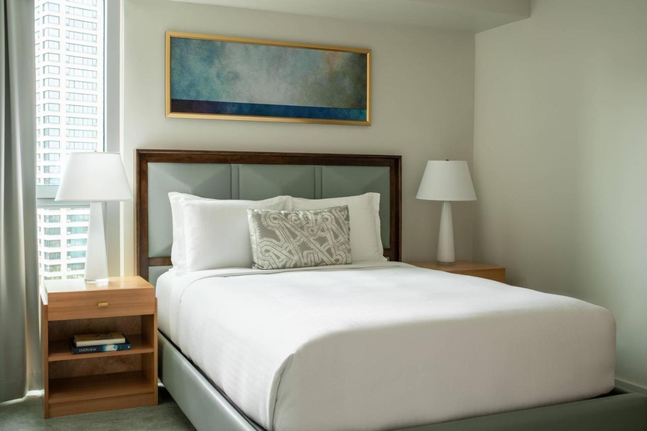The Ritz-Carlton Residences, Waikiki Beach Hotel Гонолулу Экстерьер фото