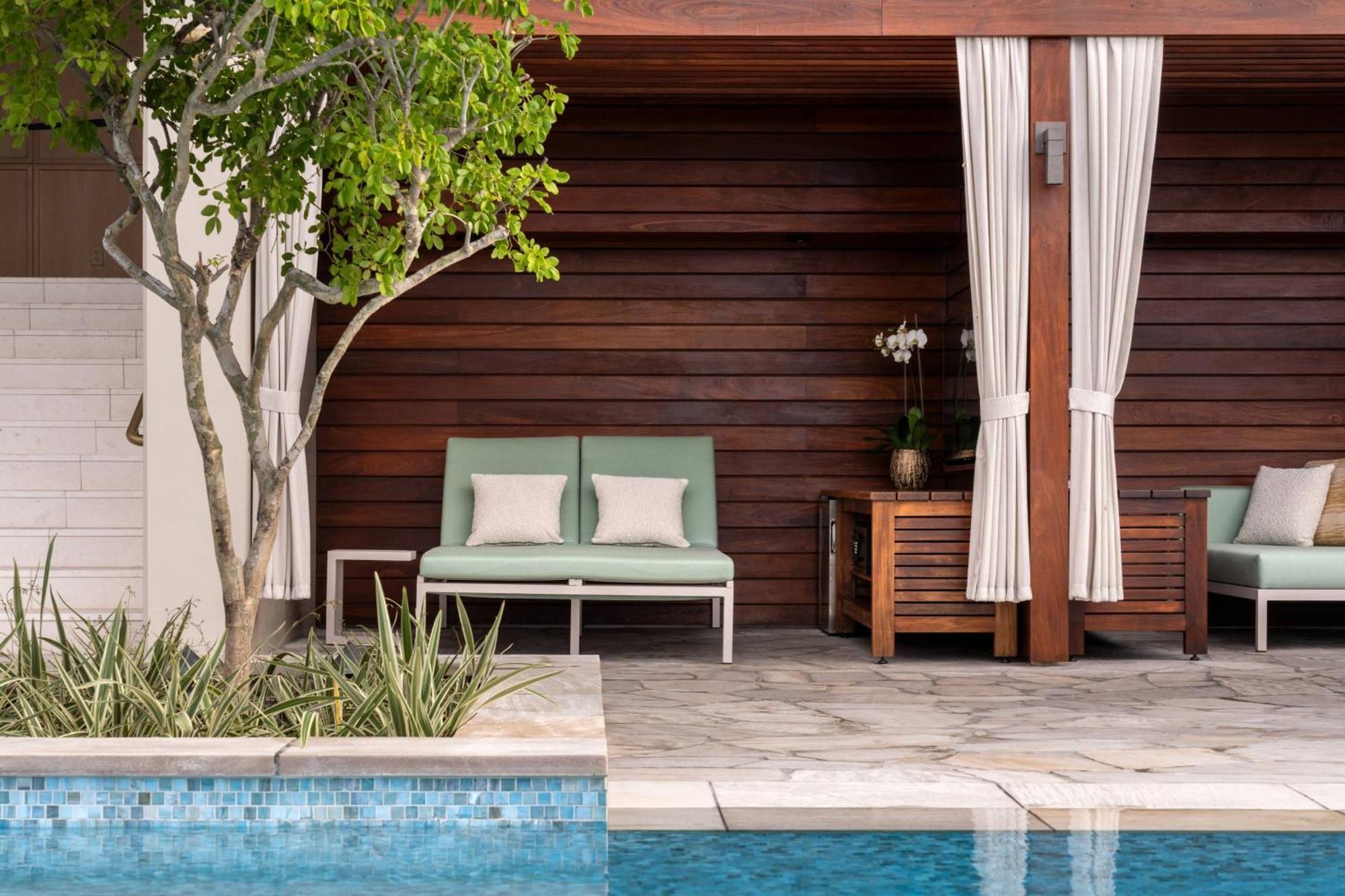 The Ritz-Carlton Residences, Waikiki Beach Hotel Гонолулу Экстерьер фото