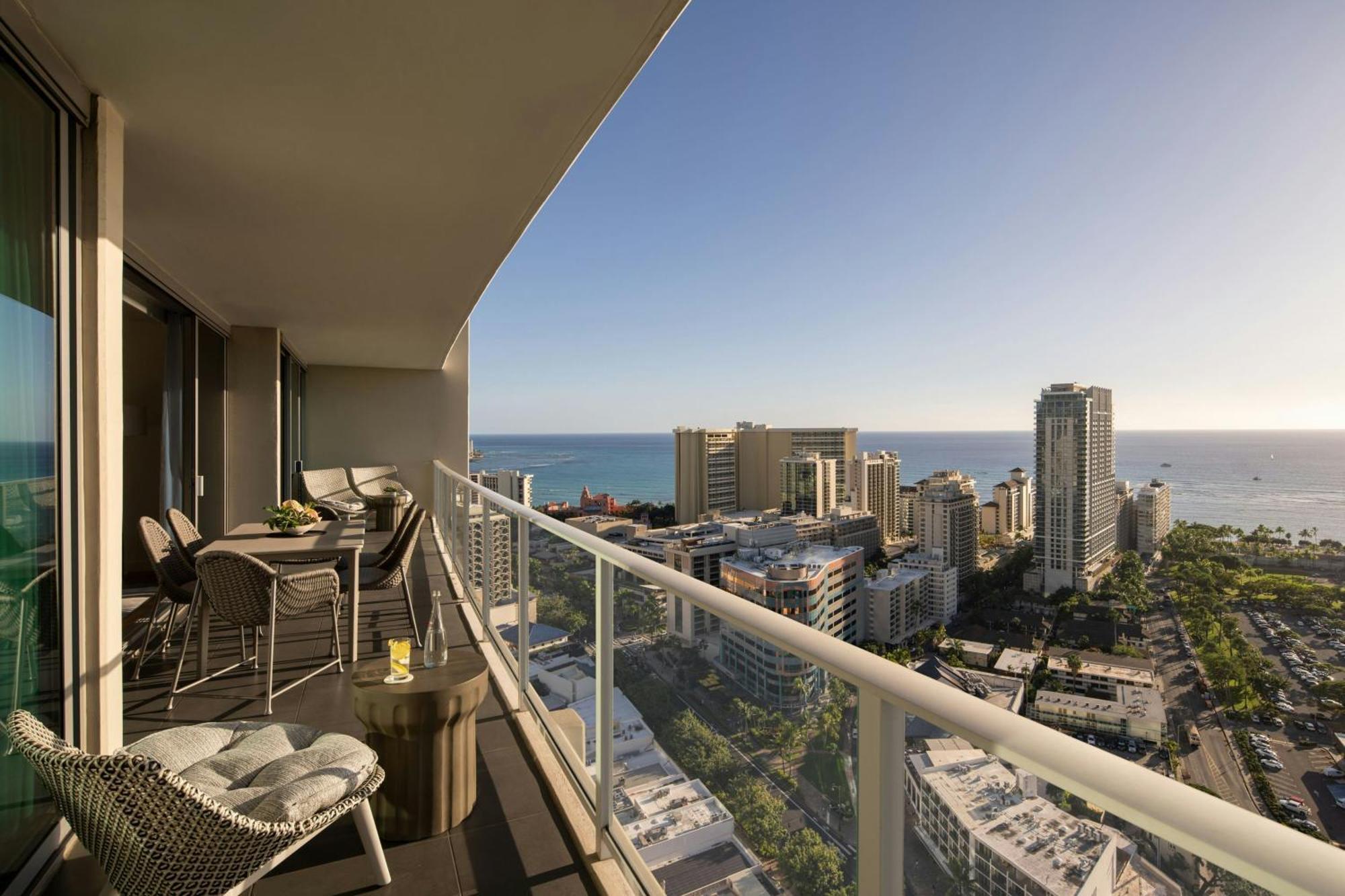 The Ritz-Carlton Residences, Waikiki Beach Hotel Гонолулу Экстерьер фото